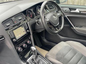 Volkswagen Golf 2.0 TDI BlueMotion Tech GT Edition DSG Euro 6 (s/s) 5dr