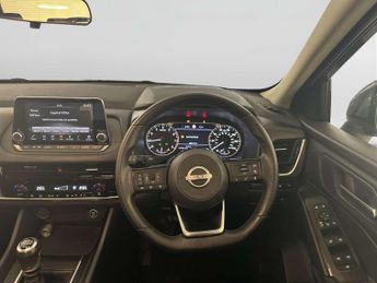 Nissan Qashqai 1.3 DIG-T MHEV Acenta Premium SUV 5dr Petrol Hybrid Manual Euro 