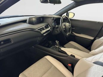 Lexus UX 300e 54.3kWh SUV 5dr Electric Auto (204 ps)