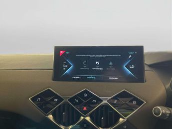 DS AUTOMOBILES DS 3 CROSSBACK E-TENSE 50kWh Ultra Prestige Crossback 5dr Electric Auto (136 ps