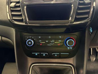 Ford Transit Connect 1.5 250 EcoBlue Limited Panel Van 5dr Diesel Manual L2 Euro 6 (s