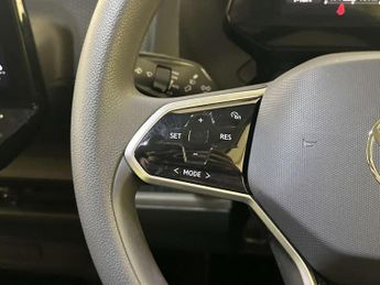 Volkswagen ID. Buzz Cargo Pro 77kWh Commerce Plus Panel Van 5dr Electric Auto (204 ps)