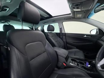 Hyundai TUCSON 1.7 CRDi Blue Drive Premium SE DCT Euro 6 (s/s) 5dr