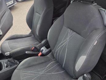 Peugeot 208 1.4 HDi Active Euro 5 3dr