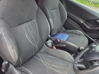 Peugeot 208 1.4 HDi Active Euro 5 3dr