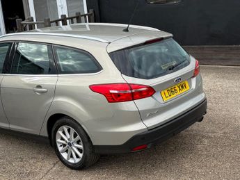 Ford Focus 1.5T EcoBoost Titanium Auto Euro 6 (s/s) 5dr