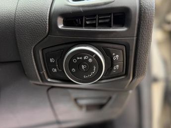 Ford Focus 1.5T EcoBoost Titanium Auto Euro 6 (s/s) 5dr