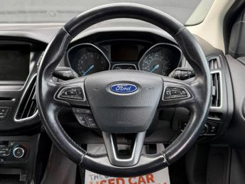 Ford Focus 1.5T EcoBoost Titanium Auto Euro 6 (s/s) 5dr