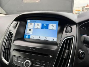 Ford Focus 1.5T EcoBoost Titanium Auto Euro 6 (s/s) 5dr