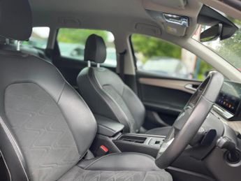 SEAT Leon 1.5 eTSI MHEV XCELLENCE DSG Euro 6 (s/s) 5dr