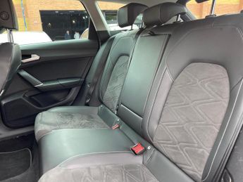 SEAT Leon 1.5 eTSI MHEV XCELLENCE DSG Euro 6 (s/s) 5dr