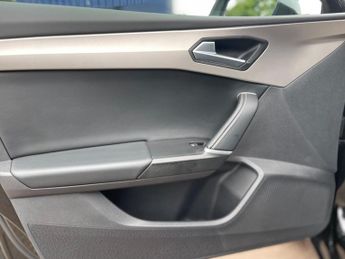SEAT Leon 1.5 eTSI MHEV XCELLENCE DSG Euro 6 (s/s) 5dr