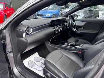 Mercedes-Benz CLA 2.0 CLA220d AMG Line (Premium 2) Coupe 8G-DCT Euro 6 (s/s) 4dr