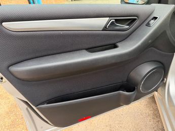 Mercedes-Benz A Class 1.5 A160 Avantgarde SE CVT 5dr