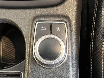 Mercedes-Benz GLA 1.6 GLA180 Urban Edition 7G-DCT Euro 6 (s/s) 5dr