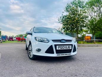 Ford Focus 1.0T EcoBoost Zetec Euro 5 (s/s) 5dr