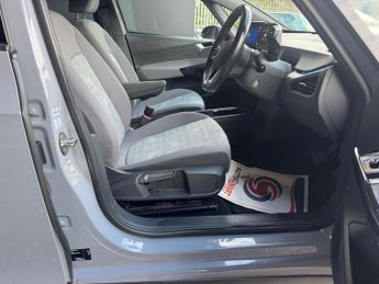 Volkswagen ID.3 Pro 58kWh Life Auto 5dr