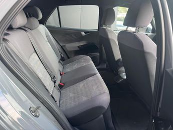 Volkswagen ID.3 Pro 58kWh Life Auto 5dr