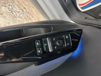 Volkswagen ID.3 Pro 58kWh Life Auto 5dr