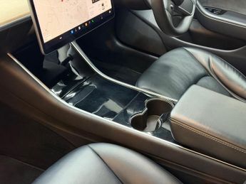 Tesla Model 3 (Dual Motor) Performance Auto 4WDE 4dr (Performance Upgrade)