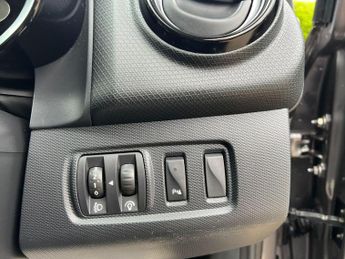 Renault Clio 1.5 dCi Dynamique S MediaNav EDC Euro 5 5dr