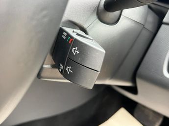 Renault Clio 1.5 dCi Dynamique S MediaNav EDC Euro 5 5dr