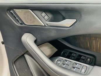 Jaguar I-PACE 400 90kWh SE Auto 4WD 5dr