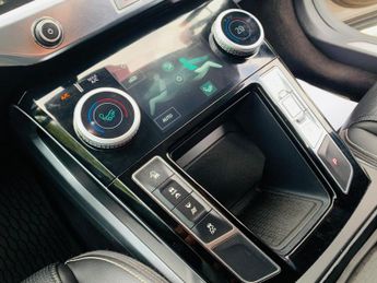 Jaguar I-PACE 400 90kWh SE Auto 4WD 5dr