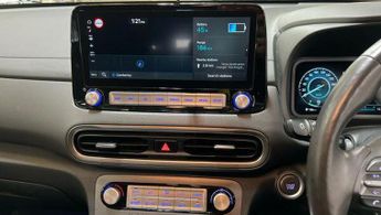 Hyundai KONA 64kWh Premium Auto 5dr (10.5kW Charger)