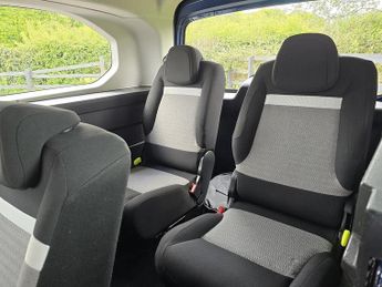Citroen e-Berlingo 50kWh Feel XL MPV 5dr Electric Auto (7.4kW Charger) (136 ps)