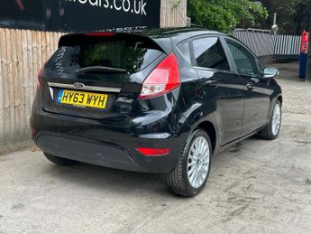 Ford Fiesta 1.6 Titanium Powershift Euro 5 5dr