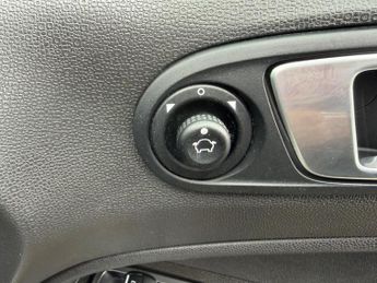 Ford EcoSport 1.5 Zetec Powershift 2WD Euro 5 5dr