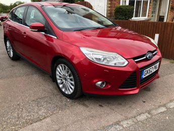 Ford Focus 1.0T EcoBoost Titanium X Euro 5 (s/s) 5dr