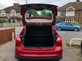 Ford Focus 1.0T EcoBoost Titanium X Euro 5 (s/s) 5dr