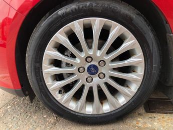 Ford Focus 1.0T EcoBoost Titanium X Euro 5 (s/s) 5dr