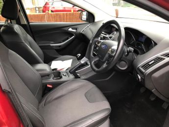 Ford Focus 1.0T EcoBoost Titanium X Euro 5 (s/s) 5dr