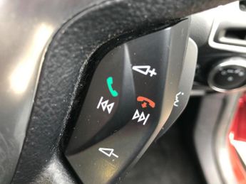 Ford Focus 1.0T EcoBoost Titanium X Euro 5 (s/s) 5dr