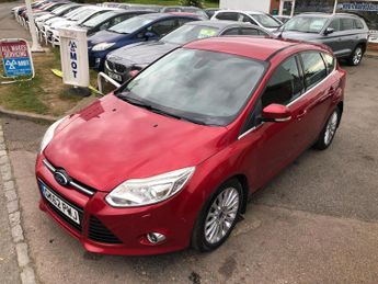 Ford Focus 1.0T EcoBoost Titanium X Euro 5 (s/s) 5dr