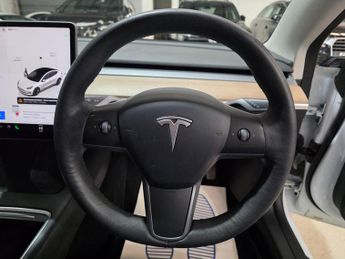 Tesla Model 3 (Dual Motor) Long Range Auto 4WDE 4dr