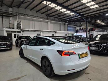 Tesla Model 3 (Dual Motor) Long Range Auto 4WDE 4dr