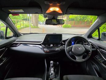 Toyota C-HR 1.8 VVT-h Design CVT Euro 6 (s/s) 5dr