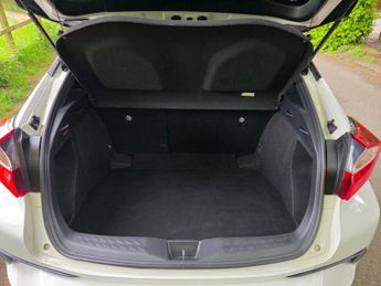 Toyota C-HR 1.8 VVT-h Design CVT Euro 6 (s/s) 5dr