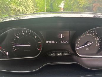 Peugeot 208 1.2 PureTech XS Lime Euro 6 5dr