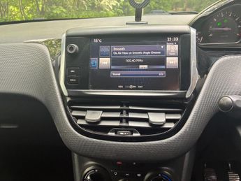 Peugeot 208 1.2 PureTech XS Lime Euro 6 5dr