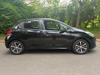 Peugeot 208 1.2 PureTech XS Lime Euro 6 5dr