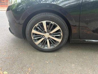 Peugeot 208 1.2 PureTech XS Lime Euro 6 5dr