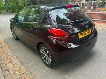 Peugeot 208 1.2 PureTech XS Lime Euro 6 5dr