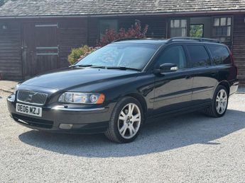 Volvo V70 2.4 SE 5dr