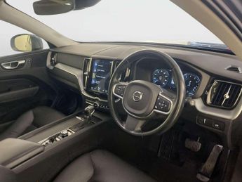 Volvo XC60 2.0 T5 Momentum SUV 5dr Petrol Auto AWD Euro 6 (s/s) (250 ps)