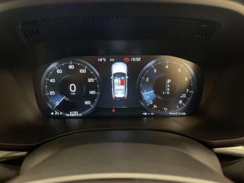 Volvo XC60 2.0 T5 Momentum SUV 5dr Petrol Auto AWD Euro 6 (s/s) (250 ps)